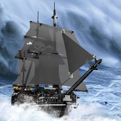 Black Pearl Pirate Ship Mini (1424+ Pcs)