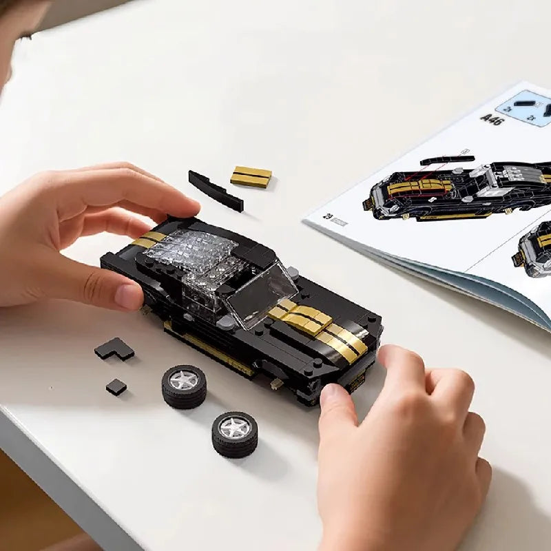 GT350H Supercar 1:24 Model (285+ Pcs)